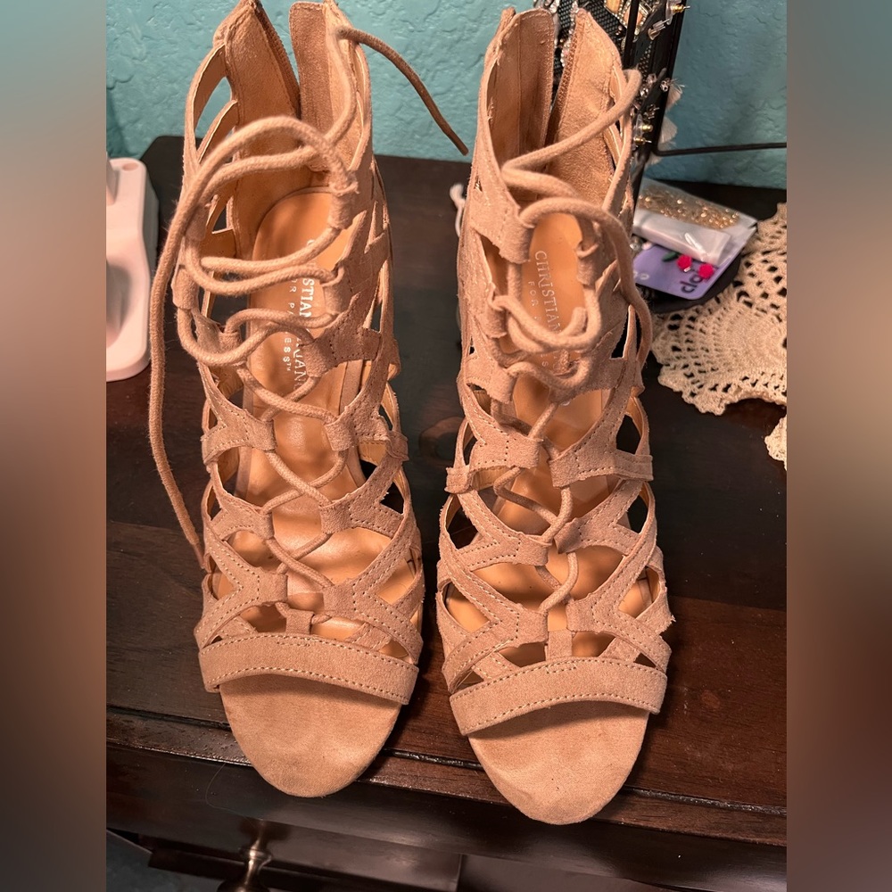 Heels in great condition